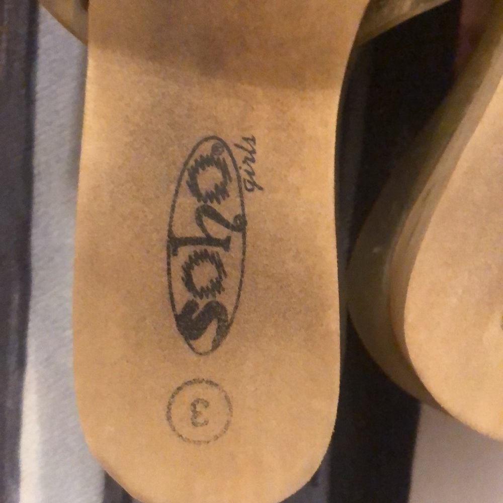Flip flops - Picture 3 of 4